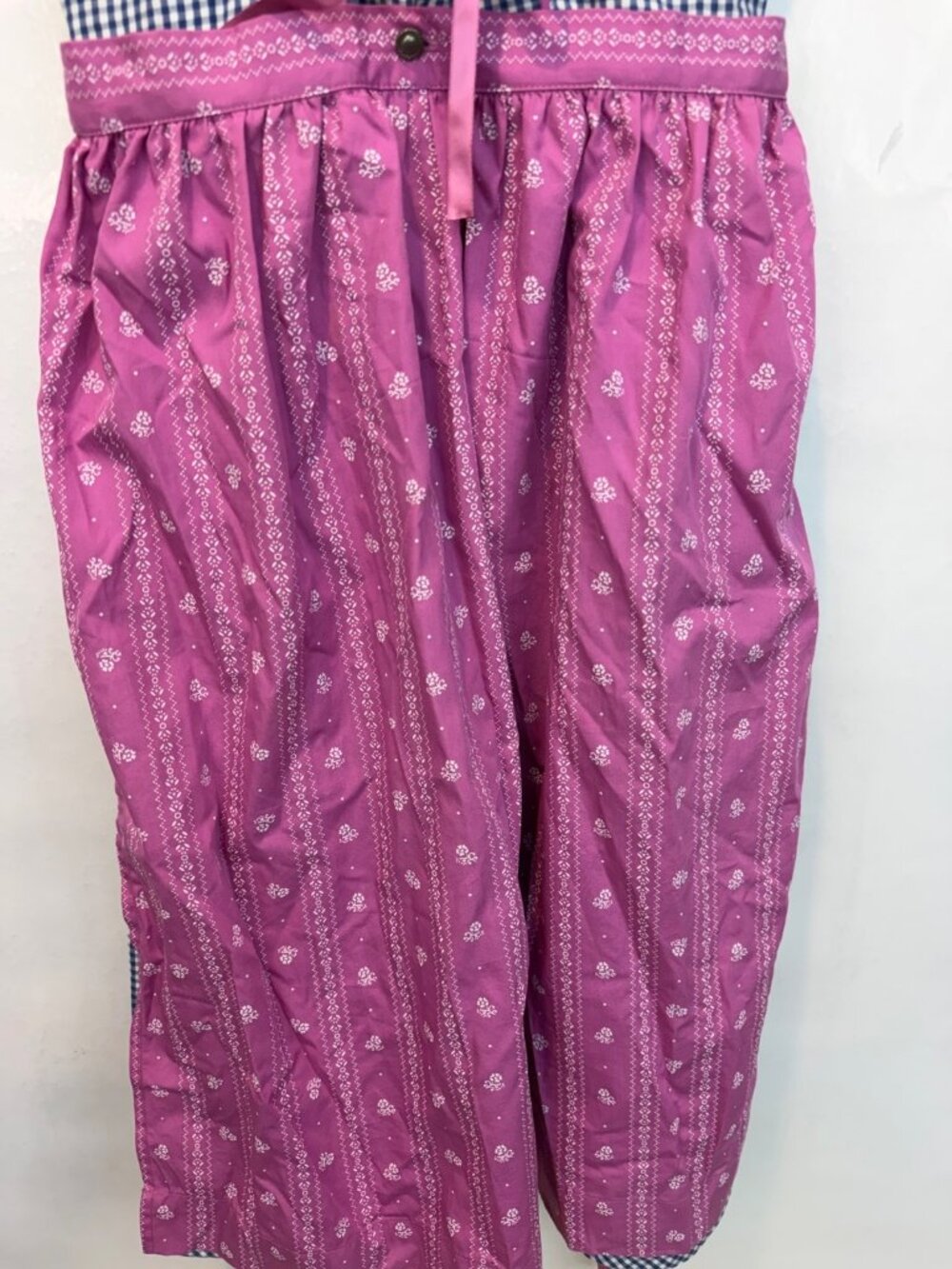Isar-Trachten Girl's Dirndl Apron Dress German Oktoberfest Size 140 US 10-12 - Picture 3 of 8